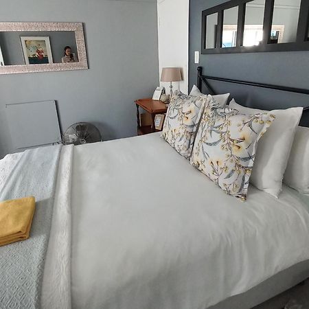 Peony Luxury Room With Wifi And Own Entrance Stellenbosch Exterior foto